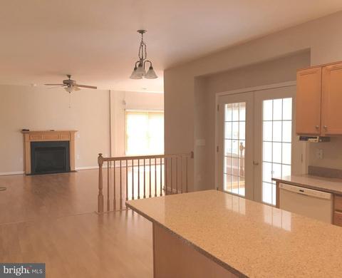 2023 Chapel Ct, Frederick, MD 21702 photo 9