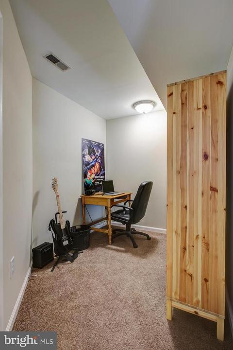 802 Apache Ct, Frederick, MD 21701 photo 26