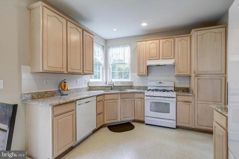 802 Apache Ct, Frederick, MD 21701 photo 8