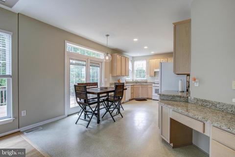 802 Apache Ct, Frederick, MD 21701 photo 11