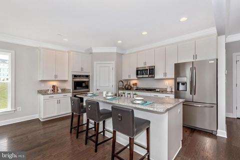 5105 Continental Dr, Frederick, MD 21703 photo 10