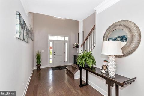 5105 Continental Dr, Frederick, MD 21703 photo 3