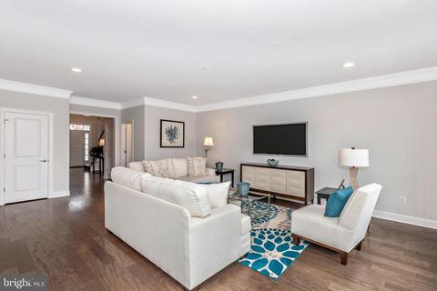 5105 Continental Dr, Frederick, MD 21703 photo 8