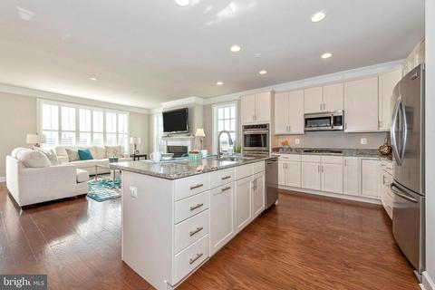 5115 Continental Dr, Frederick, MD 21703 photo 8