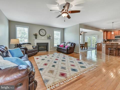 108 Redcloud Ct, Frederick, MD 21702 photo 11