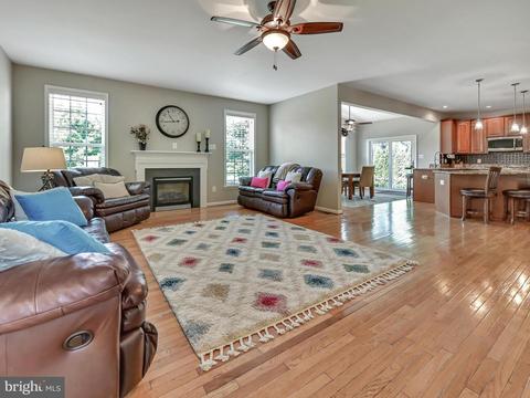 108 Redcloud Ct, Frederick, MD 21702 photo 5