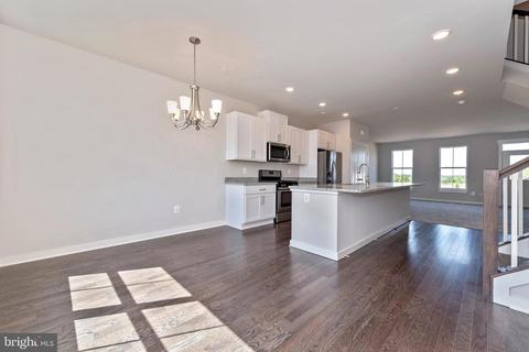 1313 Marsalis Pl, Frederick, MD 21702 photo 4