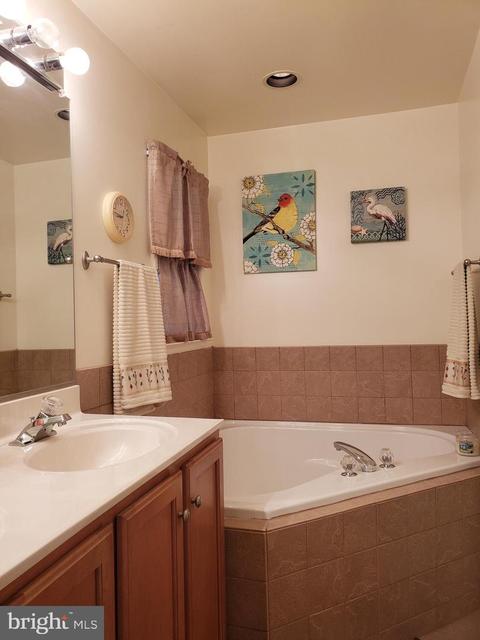 928 Shawnee Dr, Frederick, MD 21701 photo 18