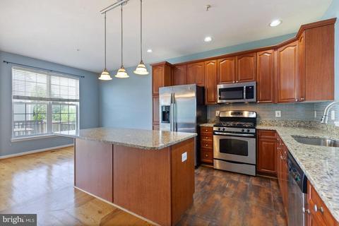 126 Fieldstone Ct, Frederick, MD 21702 photo 7