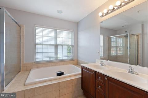 126 Fieldstone Ct, Frederick, MD 21702 photo 17
