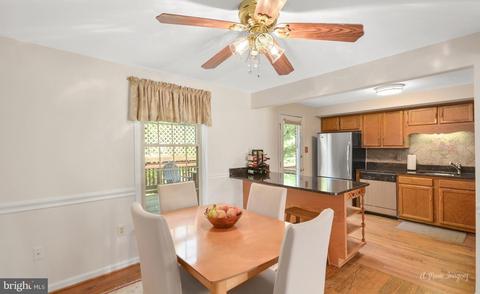 8008 Cattail Ct, Frederick, MD 21701 photo 9