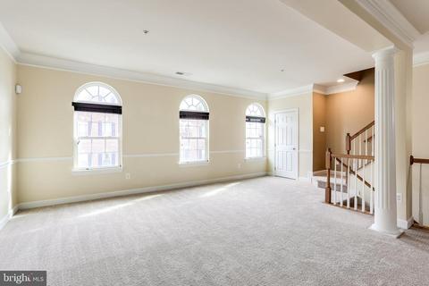 3608 Spring Hollow Ln, Frederick, MD 21704 photo 3