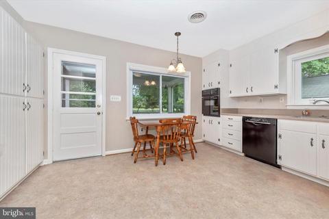 608 Grant Pl, Frederick, MD 21702 photo 16