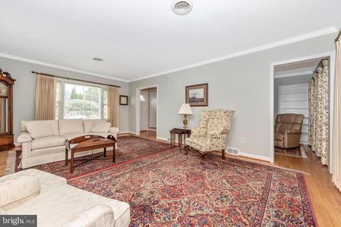 608 Grant Pl, Frederick, MD 21702 photo 9