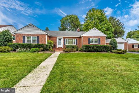 608 Grant Pl, Frederick, MD 21702 photo 1