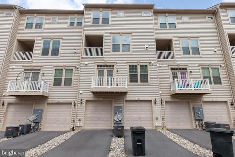 6451 Alan Linton Blvd E, Frederick, MD 21703 photo 2