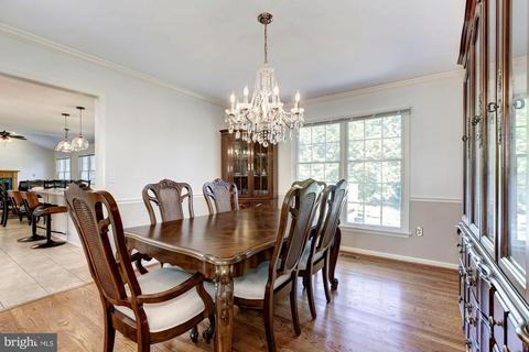 1023 Lindfield Dr, Frederick, MD 21702 photo 9
