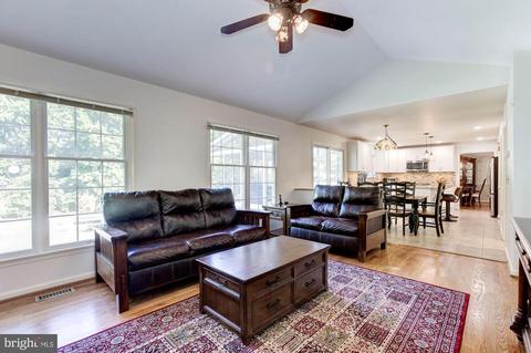 1023 Lindfield Dr, Frederick, MD 21702 photo 17
