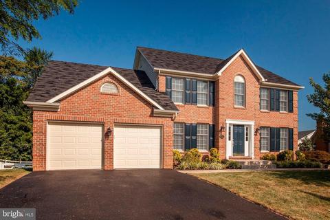1023 Lindfield Dr, Frederick, MD 21702 photo 2