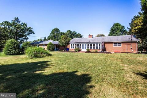 204 Baughmans Ln, Frederick, MD 21702 photo 34