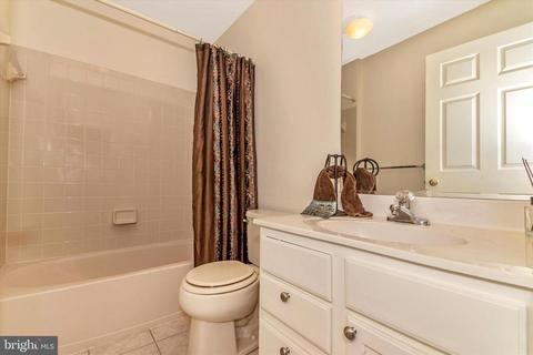 810 Apache Ct, Frederick, MD 21701 photo 9