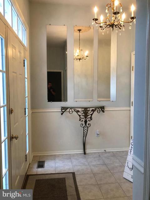 810 Apache Ct, Frederick, MD 21701 photo 5
