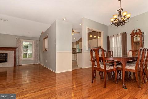 810 Apache Ct, Frederick, MD 21701 photo 13