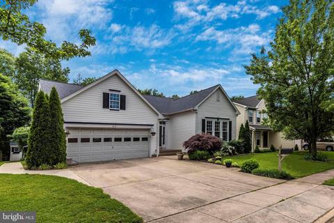 810 Apache Ct, Frederick, MD 21701 photo 1