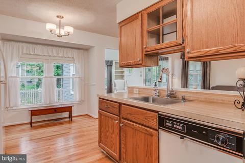 218 Thames Dr, Frederick, MD 21702 photo 14