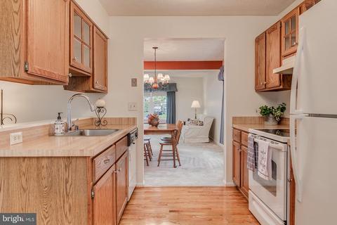218 Thames Dr, Frederick, MD 21702 photo 16