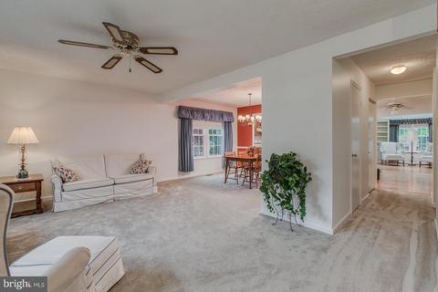 218 Thames Dr, Frederick, MD 21702 photo 9
