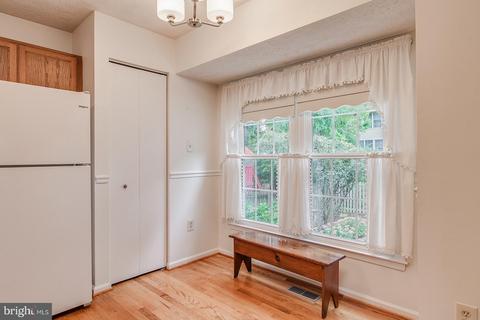 218 Thames Dr, Frederick, MD 21702 photo 12