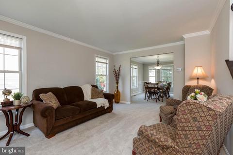633 Bushytail Dr, Frederick, MD 21703 photo 5