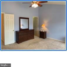 1950 Crossing Stone Ct, Frederick, MD 21702 photo 4