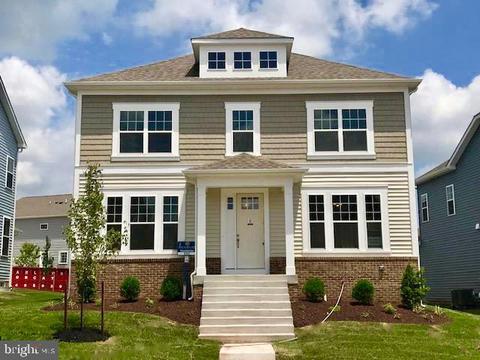 1115 Saxton Dr, Frederick, MD 21702 photo 1
