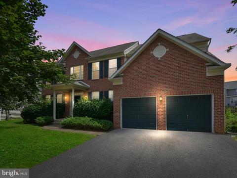 1907 Moran Dr, Frederick, MD 21702 photo 1