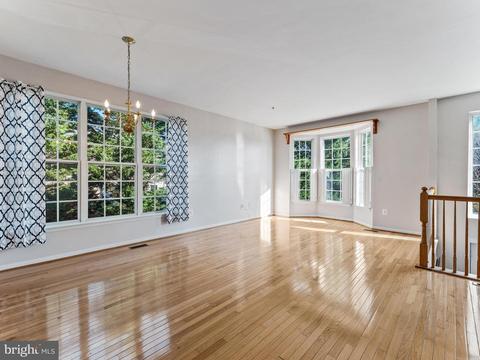 7132 Ladd Cir, Frederick, MD 21703 photo 4