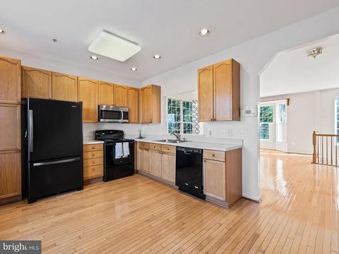7132 Ladd Cir, Frederick, MD 21703 photo 12