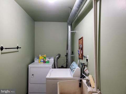 200 Spruce Ct, Frederick, MD 21701 photo 22
