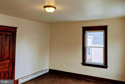 225 W 5th St, Frederick, MD 21701 photo 5