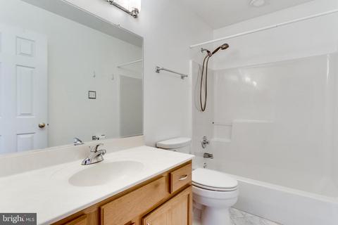 5015 Saint Simon Ct, Frederick, MD 21703 photo 40