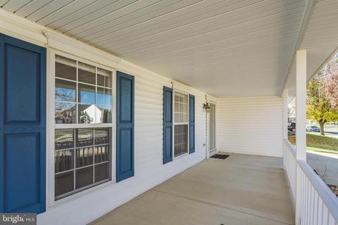 5015 Saint Simon Ct, Frederick, MD 21703 photo 12