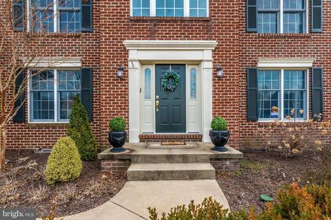8221 Fox Hunt Ln, Frederick, MD 21702 photo 3