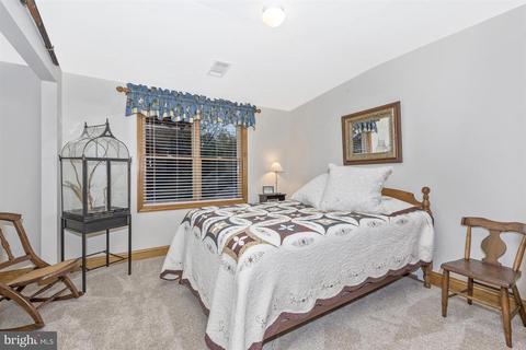 404 Magnolia Ave, Frederick, MD 21701 photo 16