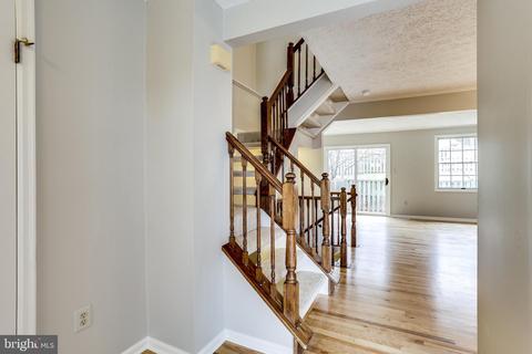 6386 New Haven Ct, Frederick, MD 21703 photo 8