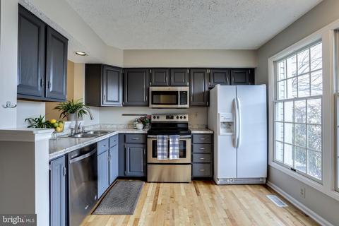 6386 New Haven Ct, Frederick, MD 21703 photo 6