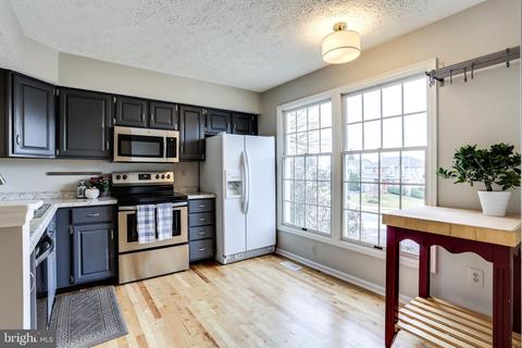 6386 New Haven Ct, Frederick, MD 21703 photo 2