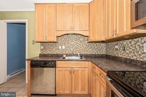 808 Young Pl, Frederick, MD 21702 photo 17