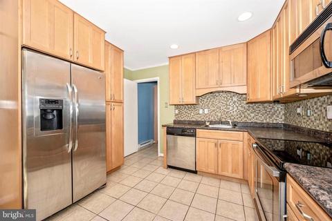 808 Young Pl, Frederick, MD 21702 photo 11