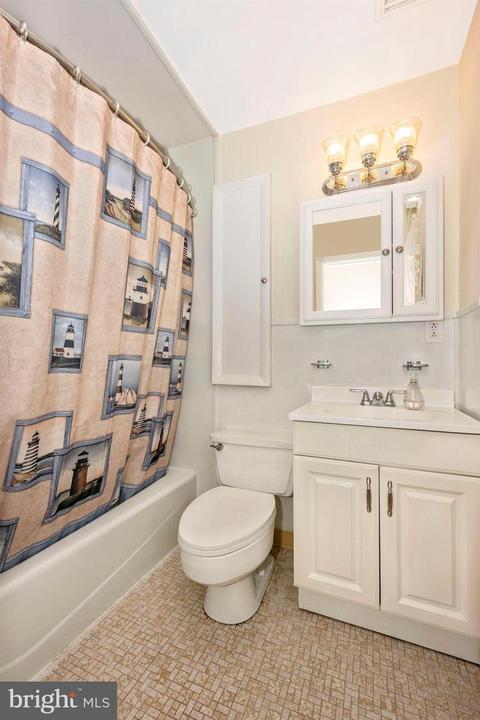808 Young Pl, Frederick, MD 21702 photo 28